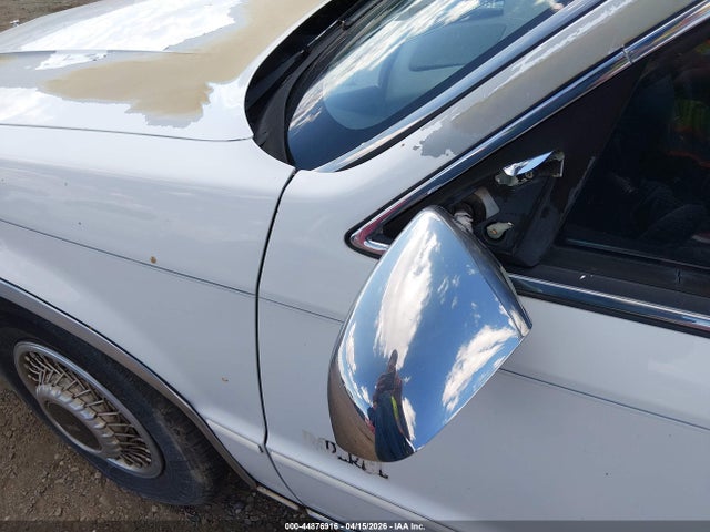 1993 CHRYSLER IMPERIAL 1C3XV56L6PD174791 Photo 5