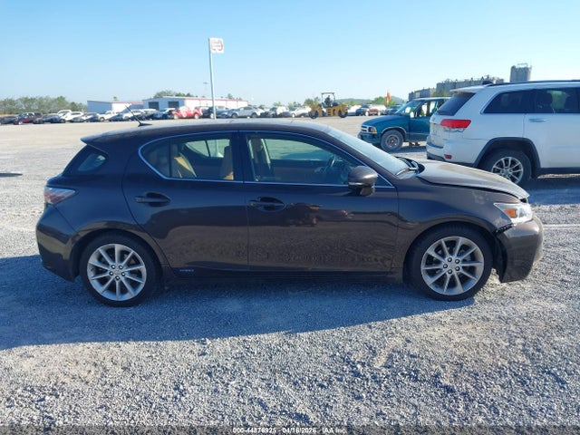 44876925 :رقم المزاد ، JTHKD5BH8B2002677 vin ، 2011 Lexus Ct 200h Premium مزاد بيع