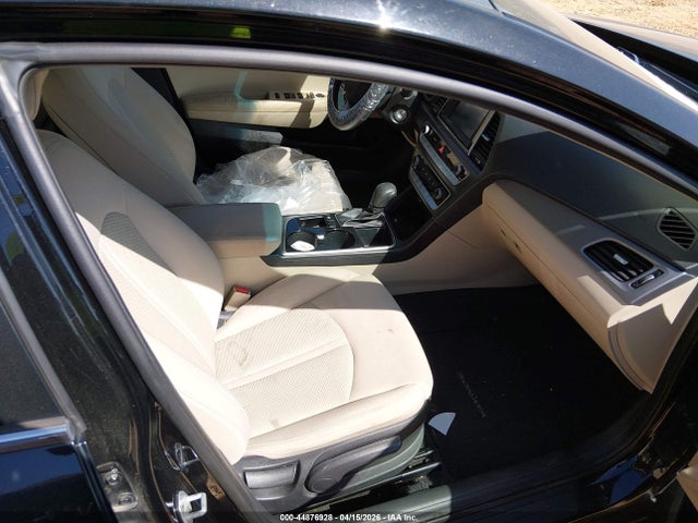 Продаж на аукціоні авто 2019 Hyundai Sonata Se, vin: 5NPE24AF2KH802985, номер лоту: 44876928