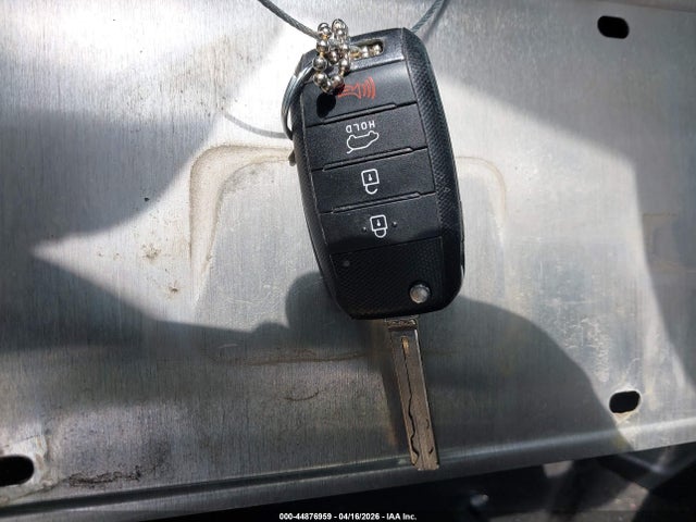 KIA SOUL + 2017 KNDJP3A58H7451515 Image 11