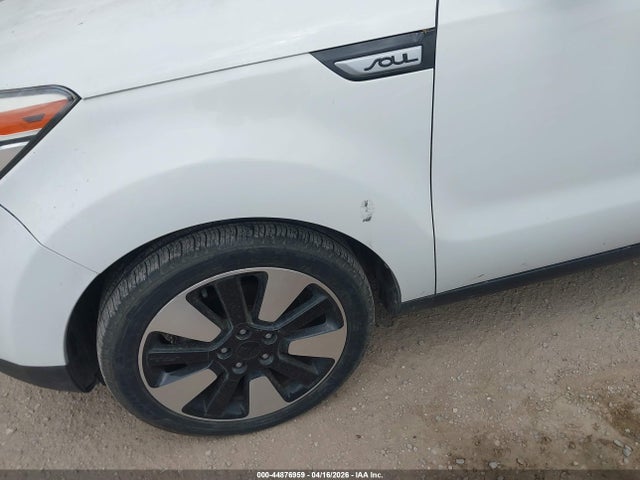 KIA SOUL + 2017 KNDJP3A58H7451515 Image 12