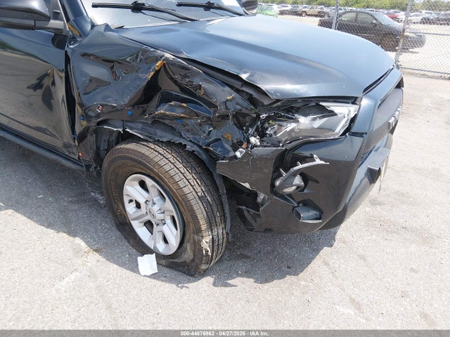 Продаж на аукціоні авто 2022 Toyota 4runner Sr5, vin: JTEMU5JR7N6063385, номер лоту: 44876962