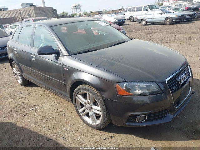 Продажа на аукционе авто 2011 Audi A3 2.0t Premium, vin: WAUMFAFM7BA090399, номер лота: 44876965