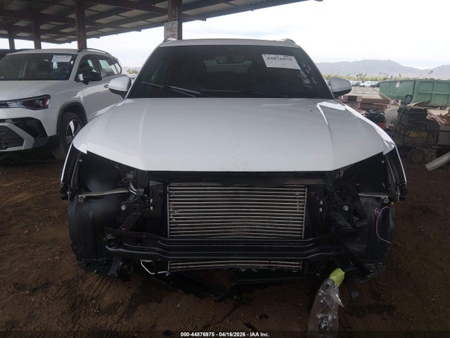 2024 Audi Q3 Premium 45 Tfsi S Line Quattro Tiptronic მანქანა იყიდება აუქციონზე, vin: WA1DECF33R1128319, აუქციონის ნომერი: 44876975