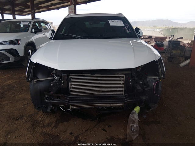 2024 Audi Q3 Premium 45 Tfsi S Line Quattro Tiptronic მანქანა იყიდება აუქციონზე, vin: WA1DECF33R1128319, აუქციონის ნომერი: 44876975