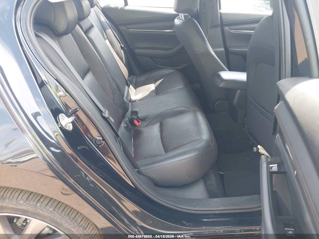 44876988 :رقم المزاد ، 3MZBPAEM6KM105046 vin ، 2019 Mazda Mazda3 Premium Package مزاد بيع