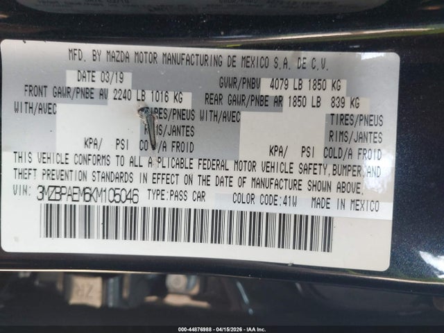 44876988 :رقم المزاد ، 3MZBPAEM6KM105046 vin ، 2019 Mazda Mazda3 Premium Package مزاد بيع