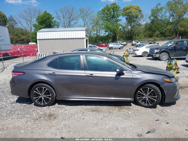 4T1G11AK3LU318771 Toyota CAMRY SE