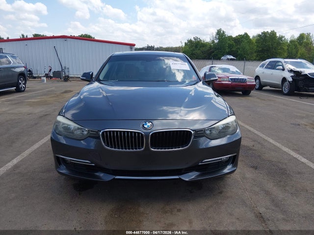 2014 Bmw 328i მანქანა იყიდება აუქციონზე, vin: WBA3A5G57ENP33484, აუქციონის ნომერი: 44877000