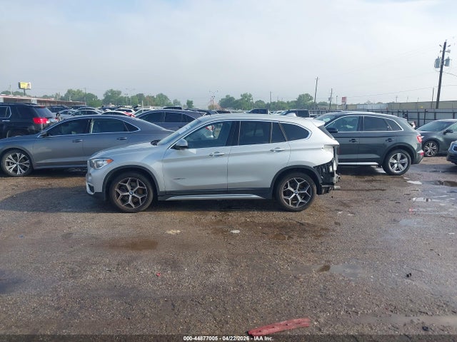 2017 Bmw X1 Sdrive28i მანქანა იყიდება აუქციონზე, vin: WBXHU7C37H5H37187, აუქციონის ნომერი: 44877005