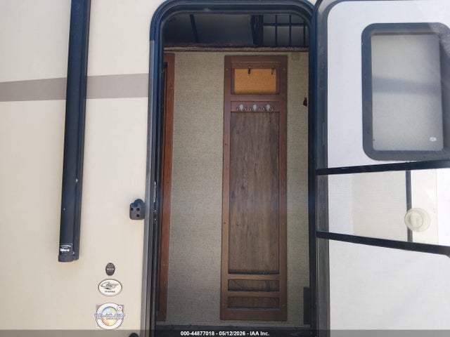 Продажа на аукционе авто 2017 Keystone Cougar Series M-359, vin: 4YDF3592XH2506659, номер лота: 44877018