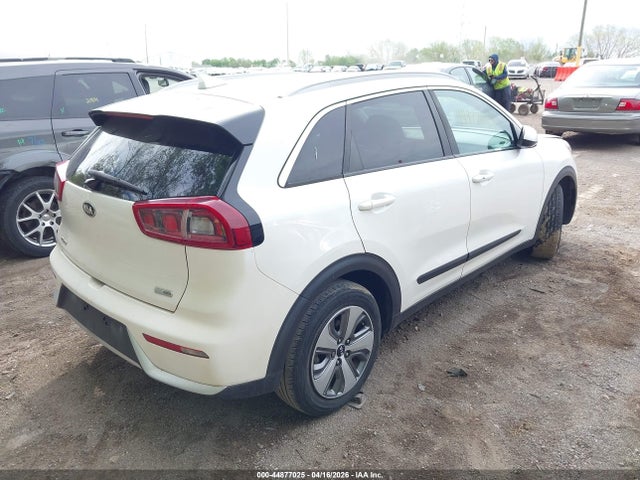 2017 KIA NIRO KNDCB3LC1H5047065 Photo 3