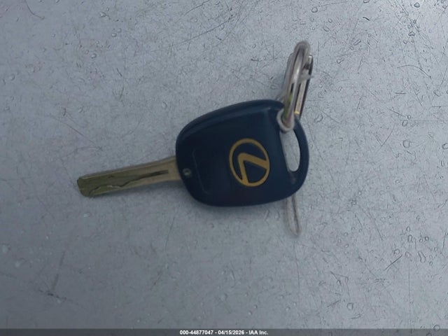 44877047 :رقم المزاد ، JTHBF30G220068937 vin ، 2002 Lexus Es 300 مزاد بيع