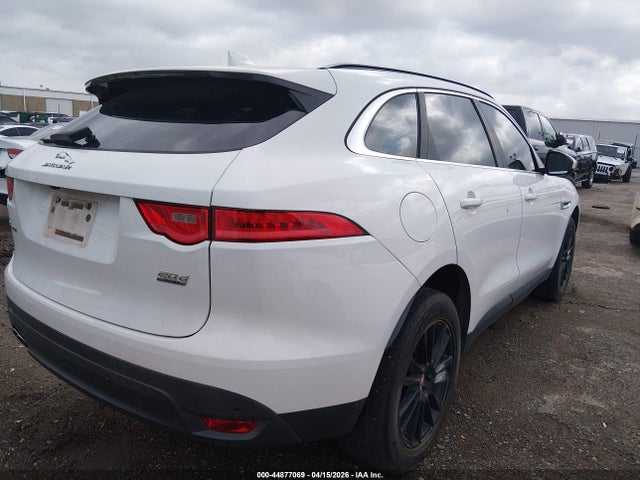2017 JAGUAR F-PACE SADCK2BN9HA490878 Photo 3