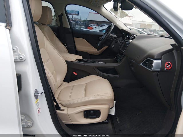 2017 JAGUAR F-PACE SADCK2BN9HA490878 Photo 4