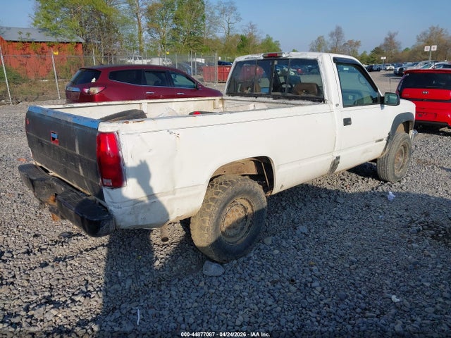 Продажа на аукционе авто 2000 Gmc Sierra 2500 Classic Sl, vin: 1GTGK24R1YR133418, номер лота: 44877087