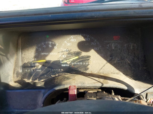 Продажа на аукционе авто 2000 Gmc Sierra 2500 Classic Sl, vin: 1GTGK24R1YR133418, номер лота: 44877087
