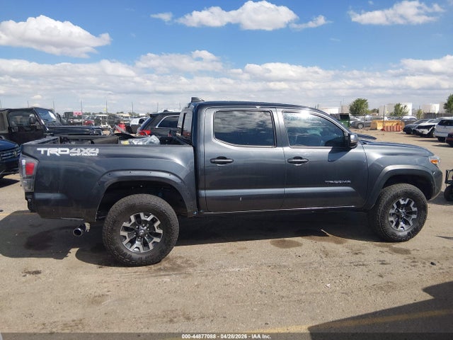3TMCZ5AN5NM525862 Toyota Tacoma 4wd Trd Off Road