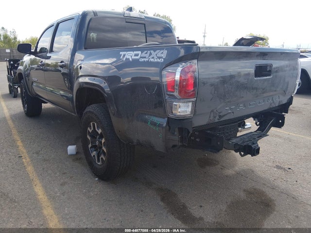 3TMCZ5AN5NM525862 Toyota Tacoma 4wd Trd Off Road