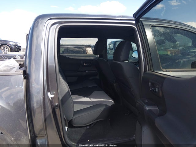 3TMCZ5AN5NM525862 Toyota Tacoma 4wd Trd Off Road
