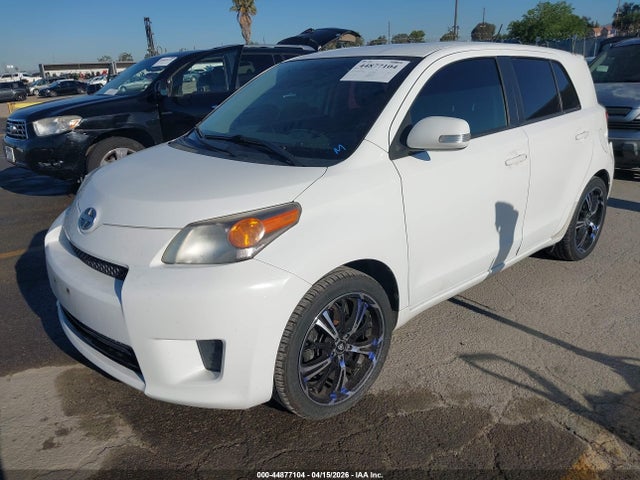 JTKKUPB40E1039882 Scion XD