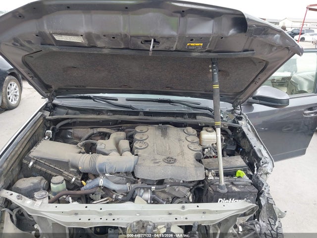 2021 Toyota 4runner Sr5 მანქანა იყიდება აუქციონზე, vin: JTEMU5JR9M5874383, აუქციონის ნომერი: 44877132