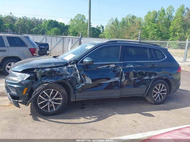 Продажа на аукционе авто 2019 Volkswagen Tiguan, vin: 3VV3B7AX2KM144047, номер лота: 44877154