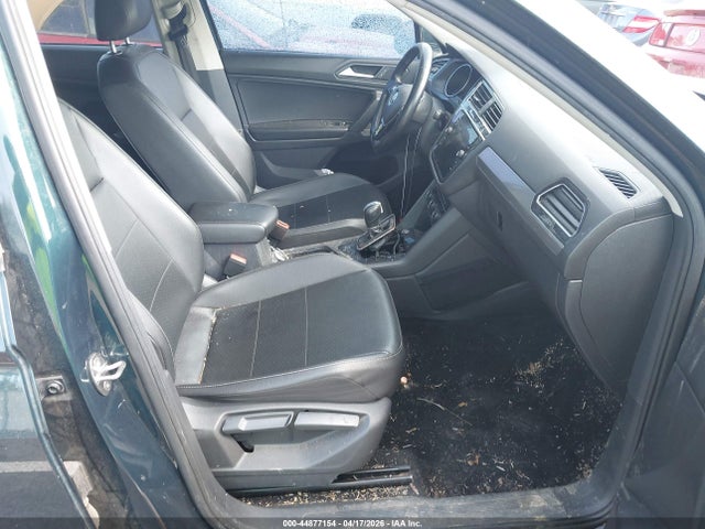 Продажа на аукционе авто 2019 Volkswagen Tiguan, vin: 3VV3B7AX2KM144047, номер лота: 44877154