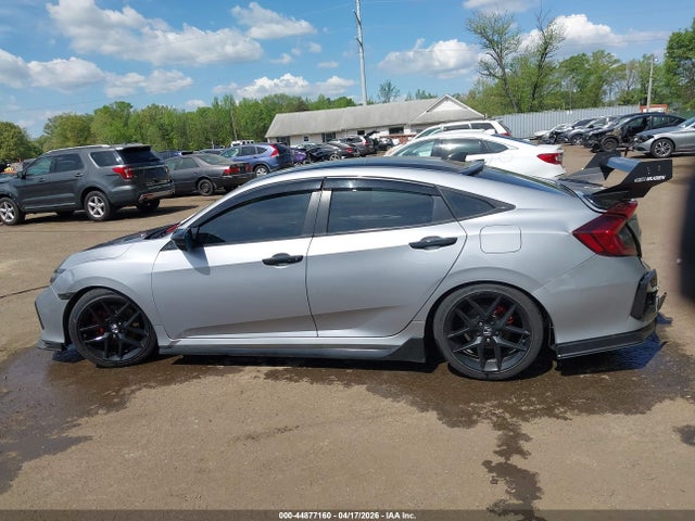Продаж на аукціоні авто 2017 Honda Civic Si, vin: 2HGFC1E58HH703981, номер лоту: 44877160