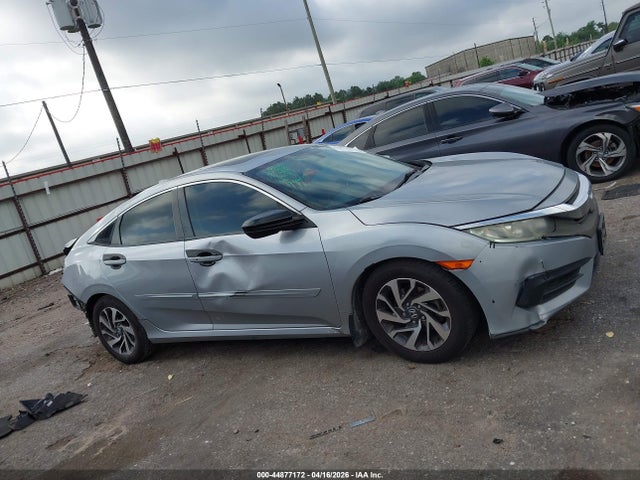 2017 Honda Civic Ex მანქანა იყიდება აუქციონზე, vin: 19XFC2F75HE021382, აუქციონის ნომერი: 44877172