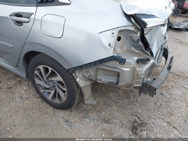 2017 Honda Civic Ex მანქანა იყიდება აუქციონზე, vin: 19XFC2F75HE021382, აუქციონის ნომერი: 44877172