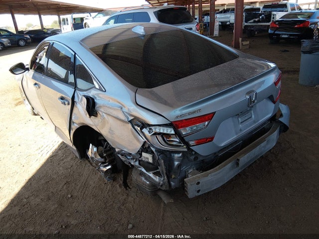44877212 :رقم المزاد ، 1HGCV1F68JA045636 vin ، 2018 Honda Accord Ex-l مزاد بيع