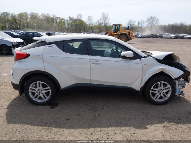 2021 Toyota C-hr Le მანქანა იყიდება აუქციონზე, vin: NMTKHMBX7MR122004, აუქციონის ნომერი: 44877213