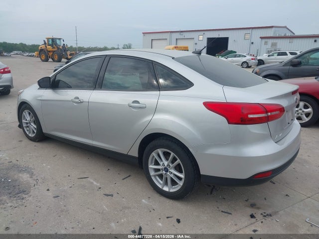 2017 FORD FOCUS 1FADP3F2XHL324693 Photo 2