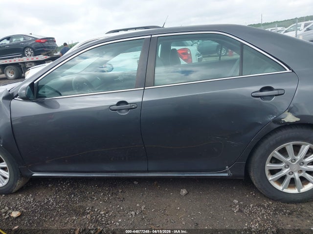 44877248 :رقم المزاد ، 4T4BF1FK8CR157375 vin ، 2012 Toyota Camry Le مزاد بيع