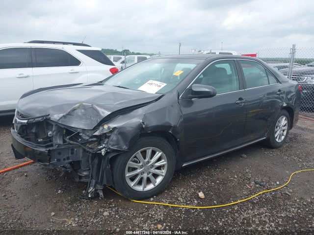 44877248 :رقم المزاد ، 4T4BF1FK8CR157375 vin ، 2012 Toyota Camry Le مزاد بيع