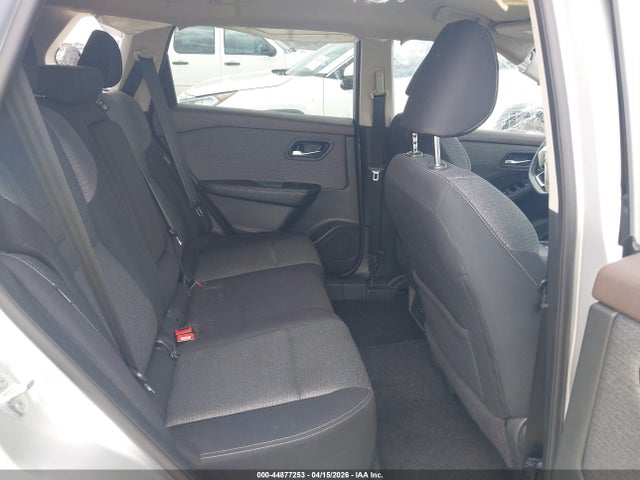 5N1BT3BA3PC836252 Nissan Rogue Sv Fwd