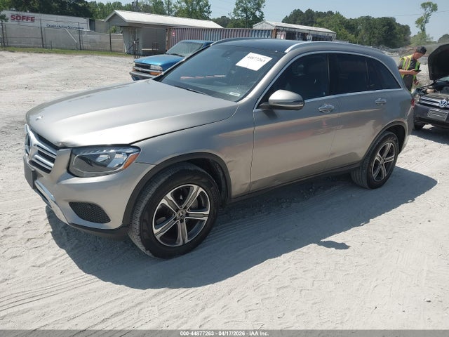 2019 Mercedes-benz Glc 300 4matic მანქანა იყიდება აუქციონზე, vin: WDC0G4KB2KV124210, აუქციონის ნომერი: 44877263