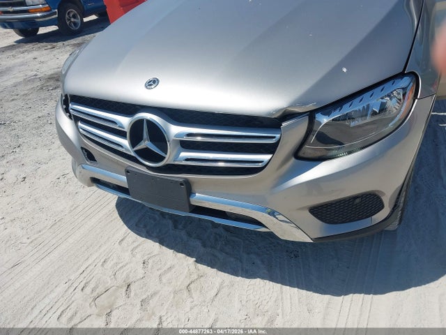 2019 Mercedes-benz Glc 300 4matic მანქანა იყიდება აუქციონზე, vin: WDC0G4KB2KV124210, აუქციონის ნომერი: 44877263