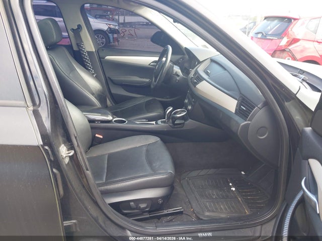 2014 BMW X1 WBAVL1C58EVY19386 Photo 4