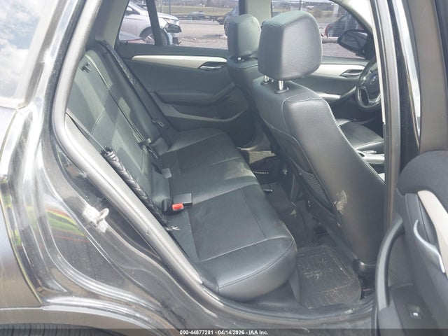 2014 BMW X1 WBAVL1C58EVY19386 Photo 7