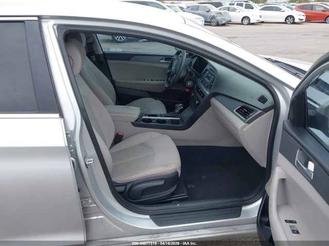 5NPE24AFXHH576929 Hyundai Sonata