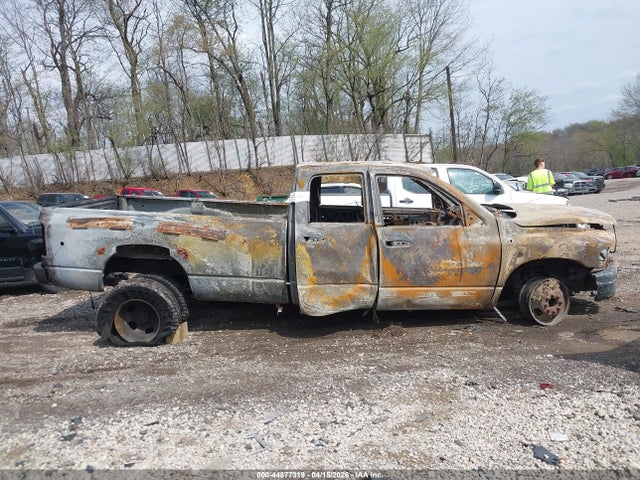 44877319 :رقم المزاد ، 3D7MU48C84G103802 vin ، 2004 Dodge Ram 3500 Slt/laramie مزاد بيع