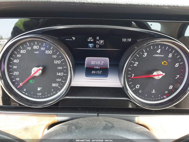 44877342 :رقم المزاد ، WDDZF4JB3KA526669 vin ، 2019 Mercedes-benz E 300 مزاد بيع