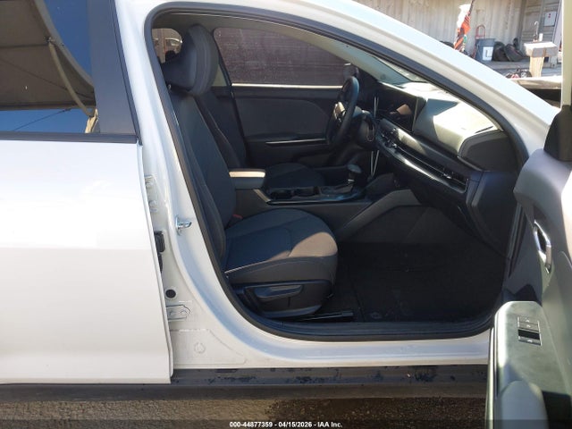 KIA K4 Lxs 2025 3KPFT4DE4SE034029 Image 5