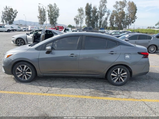 2021 Nissan Versa Sv Xtronic Cvt მანქანა იყიდება აუქციონზე, vin: 3N1CN8EV9ML831414, აუქციონის ნომერი: 44877367