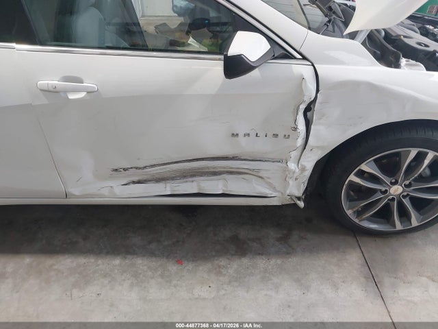 44877368 :رقم المزاد ، 1G1ZD5ST1NF155377 vin ، 2022 Chevrolet Malibu Fwd Lt مزاد بيع