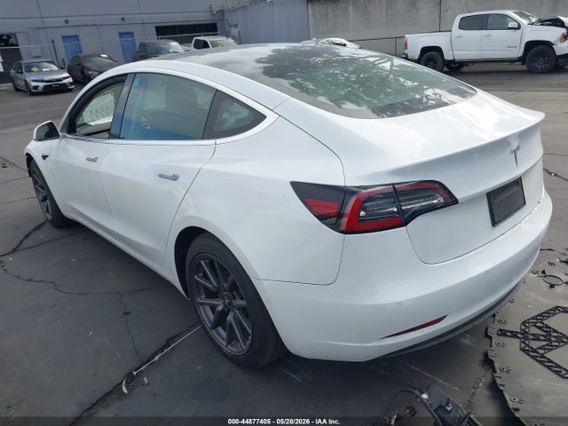 2020 Tesla Model 3 Standard Range Plus Rear-wheel Drive/standard Range Rear-wheel Drive მანქანა იყიდება აუქციონზე, vin: 5YJ3E1EA1LF740295, აუქციონის ნომერი: 44877405