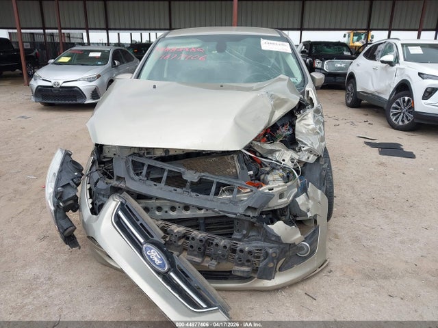 44877406 :رقم المزاد ، 1FADP5BU7FL101978 vin ، 2015 Ford C-max Hybrid Sel مزاد بيع