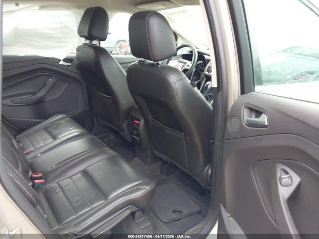 44877406 :رقم المزاد ، 1FADP5BU7FL101978 vin ، 2015 Ford C-max Hybrid Sel مزاد بيع